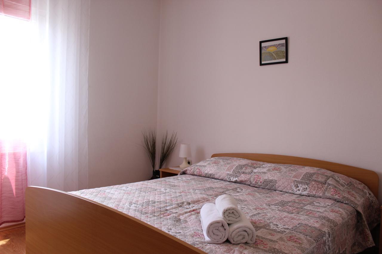 Apartments Kekel Biograd Na Moru Luaran gambar
