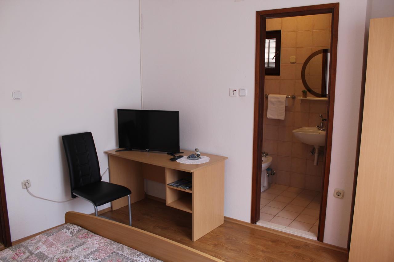 Apartments Kekel Biograd Na Moru Luaran gambar